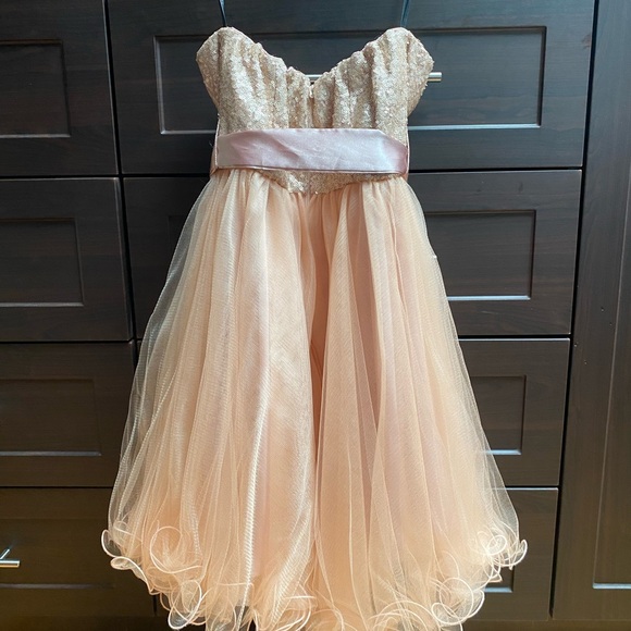 Strapless dress size 2 blush pink - Picture 2 of 2